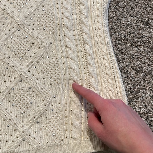 WHITE HOUSE BLACK MARKET Ivory Wool Blend Cable Knit Sweater Studded - Picture 6 of 6